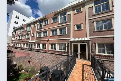 124 68th Street 205 #205, Guttenberg, NJ 07093 - Photo 1
