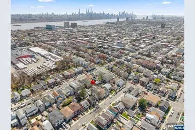 416 8th Street, Fairview, NJ 07022 - Photo 44