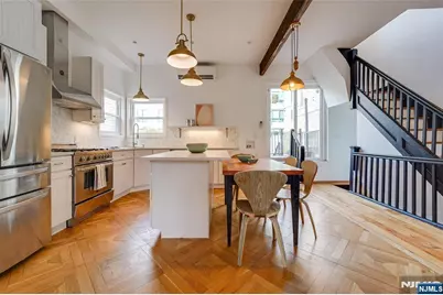 267 Ogden Avenue, Jersey City, NJ 07307 - Photo 6