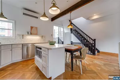 267 Ogden Avenue, Jersey City, NJ 07307 - Photo 8