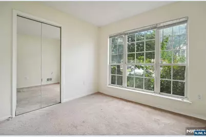 14 Walnut Street, Jersey City, NJ 07305 - Photo 8