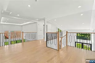320 Bolz St, Englewood Cliffs, NJ 07632 - Photo 18