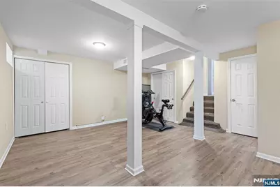 404 Simons Avenue, Hackensack, NJ 07601 - Photo 34