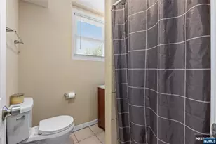 404 Simons Ave, Hackensack, NJ 07601 - Photo 30