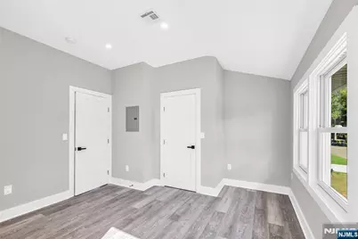 715 Evans Street 2 #2, Paramus, NJ 07652 - Photo 18