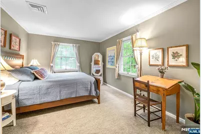 220 Ottowa Lane, Franklin Lakes, NJ 07417 - Photo 32