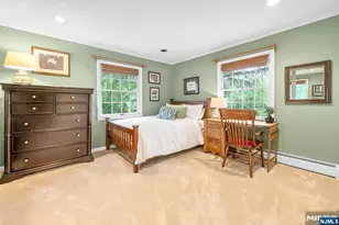 220 Ottowa Ln, Franklin Lakes, NJ 07417 - Photo 36