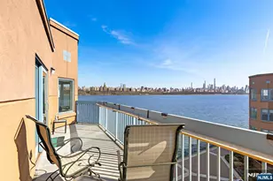 404 Jefferson Ct Ph4, Edgewater, NJ 07020 - Photo 16