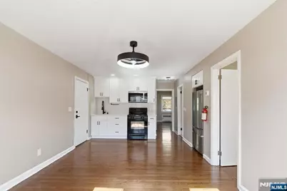 293 Center Street 2nd Floor #2nd Floor, Orange, NJ 07050 - Photo 8