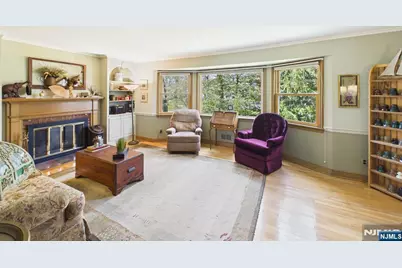 808 Parsons Road, Ridgewood, NJ 07450 - Photo 6