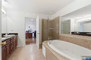 19 Rockhall Ct, Hamburg, NJ 07419 - Photo 20