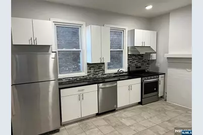 109 Frank E Rodgers 2 #2, Harrison, NJ 07029 - Photo 2