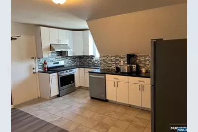 109 Frank E Rodgers 3 #3, Harrison, NJ 07029 - Photo 2