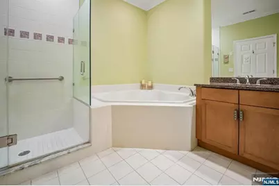 1403 Pointe Gate Drive, Livingston, NJ 07039 - Photo 12