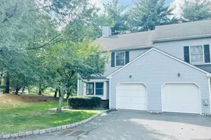 50 Beverly Ct, Fair Lawn, NJ 07410 - Photo 2