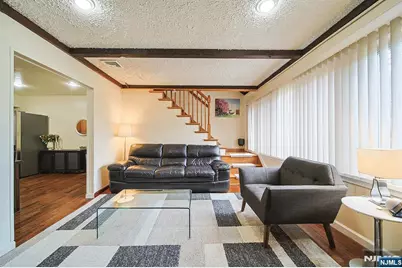 907 Spring Valley Road, Maywood, NJ 07607 - Photo 8