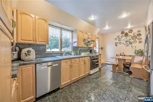 255 Jefferson Ave, River Edge, NJ 07661 - Photo 18