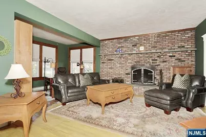 535 Cleveland Avenue, River Vale Township, NJ 07675 - Photo 4