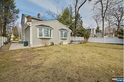 32 Highview Avenue, Woodcliff Lake, NJ 07677 - Photo 30