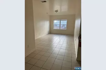 47-53 Central Avenue A 15 #A 15, Rochelle Park Township, NJ 07662 - Photo 4