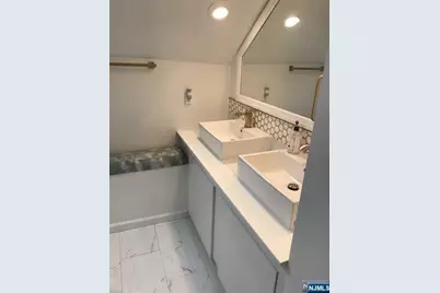 79 Riverdale Street 2 #2, Hillsdale, NJ 07642 - Photo 10