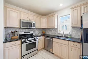 123 Barclay Dr 1132, Nutley, NJ 07110 - Photo 18