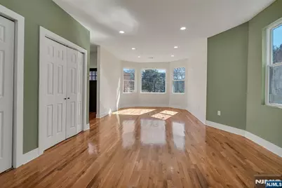 249 Hillside Avenue, Leonia, NJ 07605 - Photo 4
