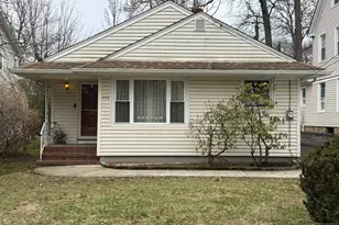 222 Hickory Ave, Tenafly, NJ 07670 - Photo 2