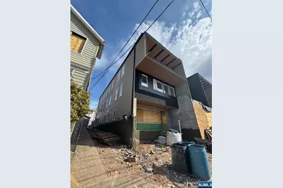 674-676 18th Street, Newark, NJ 07103 - Photo 2