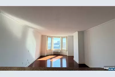 6407 City Place 6407 #6407, Edgewater, NJ 07020 - Photo 14