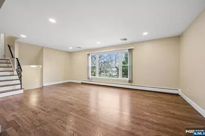 61 Hillside Avenue, Roxbury Township, NJ 07847 - Photo 8