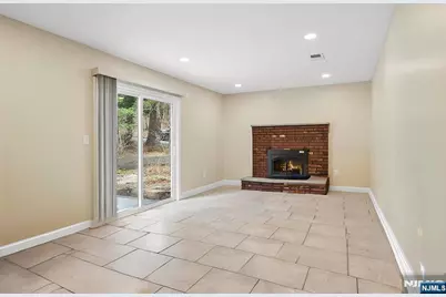 61 Hillside Avenue, Roxbury Township, NJ 07847 - Photo 26