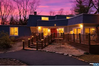 947 Franklin Lake Road, Franklin Lakes, NJ 07417 - Photo 2