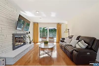 947 Franklin Lake Road, Franklin Lakes, NJ 07417 - Photo 16