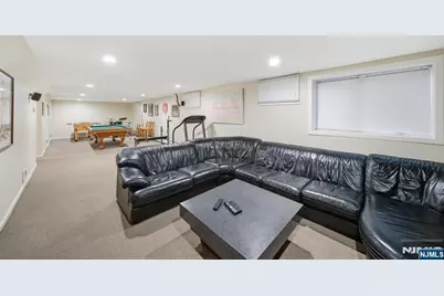 62 Venus Drive, Closter, NJ 07624 - Photo 32