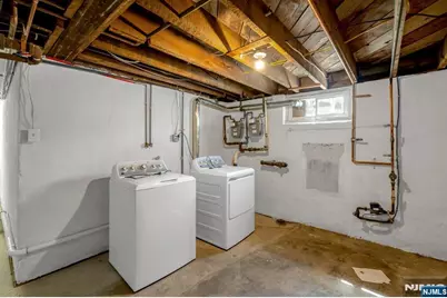 56 S Mountain Avenue, Cedar Grove, NJ 07009 - Photo 22