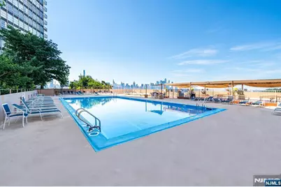 6040 Jfk Blvd E 23F #23F, West New York, NJ 07093 - Photo 22