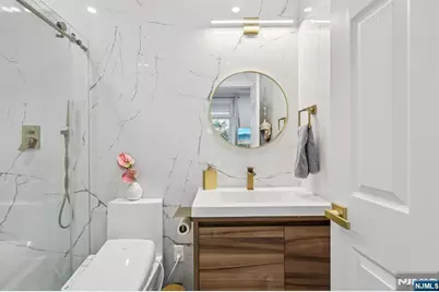 458 Buffalo Court 458 #458, West New York, NJ 07093 - Photo 38