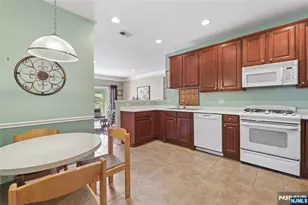 9402 Warrens Way Deeded Garage -, Wanaque, NJ 07465 - Photo 26