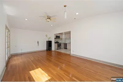 22 Cottage Lane, Clifton, NJ 07012 - Photo 4