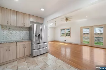 22 Cottage Lane, Clifton, NJ 07012 - Photo 6
