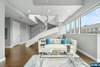 800 Ave At Port Imperial 1018 #1018, Weehawken, NJ 07086 - Photo 4
