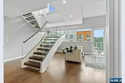 800 Ave At Port Imperial 1018 #1018, Weehawken, NJ 07086 - Photo 2