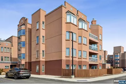 403 Hancock Court 403 #403, Edgewater, NJ 07020 - Photo 12