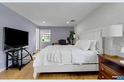 105 Apple Ridge Road, Woodcliff Lake, NJ 07677 - Photo 32