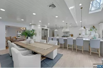 105 Apple Ridge Road, Woodcliff Lake, NJ 07677 - Photo 14