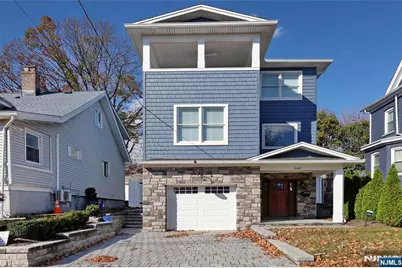 548 Monroe Street, Carlstadt, NJ 07072 - Photo 2