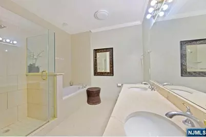 3401 Windsor Park Court 168 #168, Englewood, NJ 07631 - Photo 22