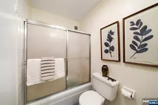 7855 Blvd 1106, North Bergen, NJ 07047 - Photo 12