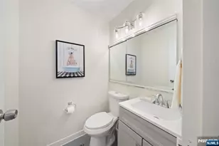 7855 Blvd 1106, North Bergen, NJ 07047 - Photo 18
